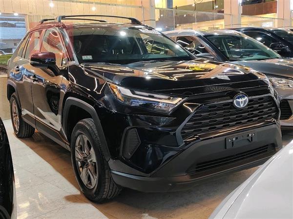 Toyota for sale in Iraq